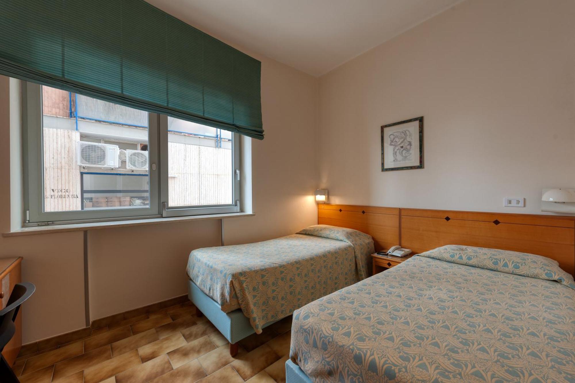 Hotel Barsotti Brindisi Exterior photo