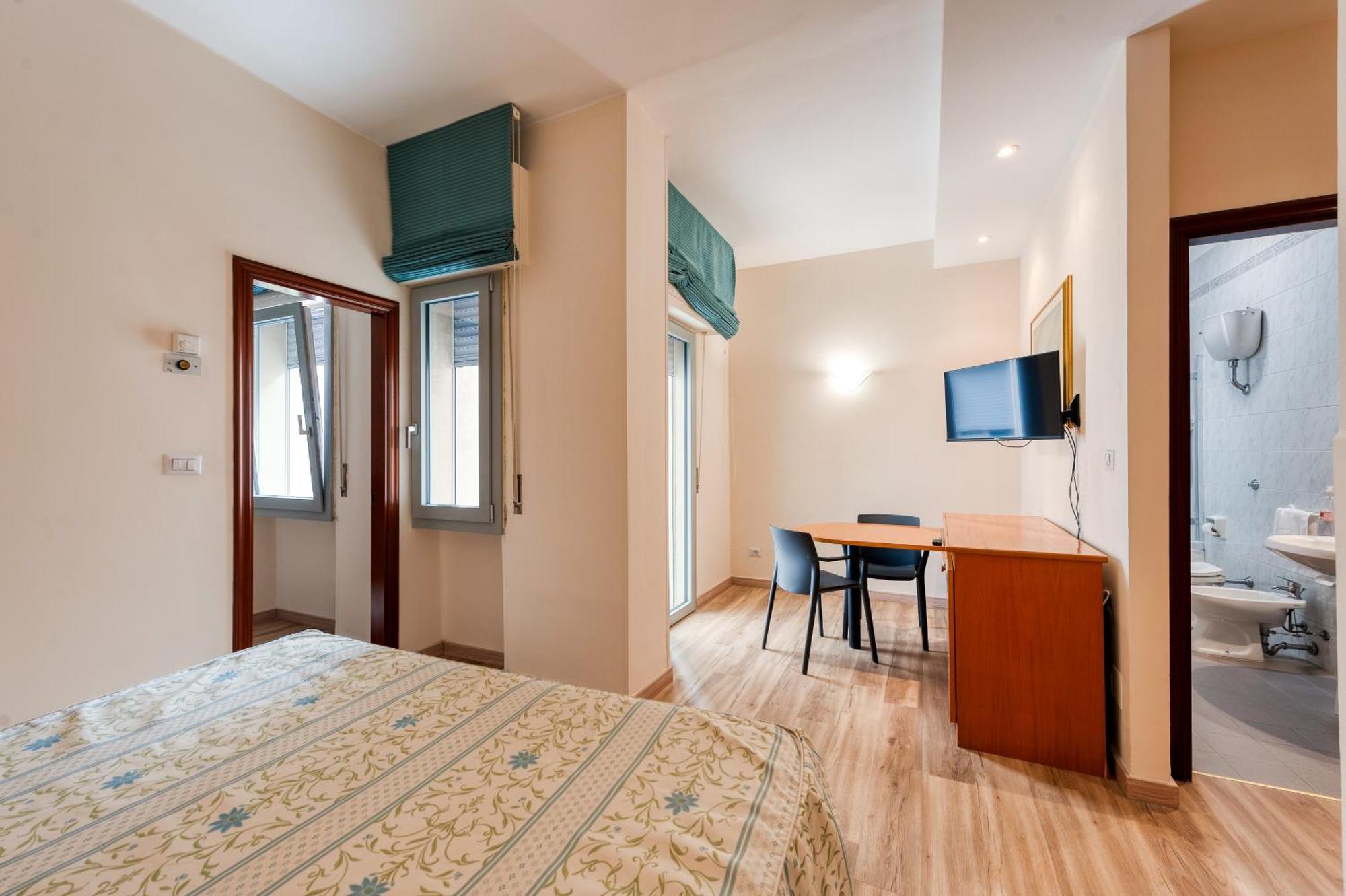 Hotel Barsotti Brindisi Exterior photo