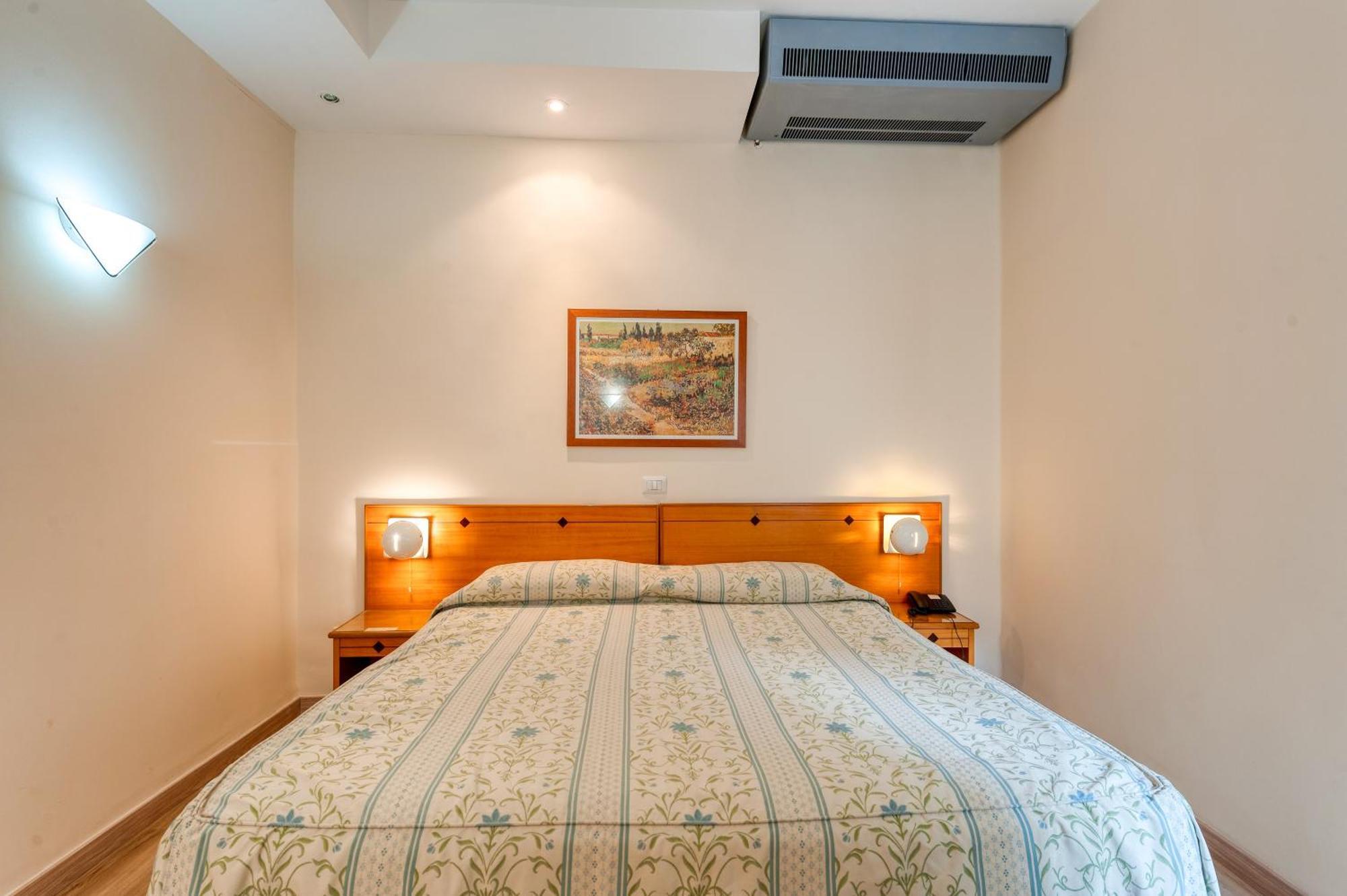 Hotel Barsotti Brindisi Exterior photo