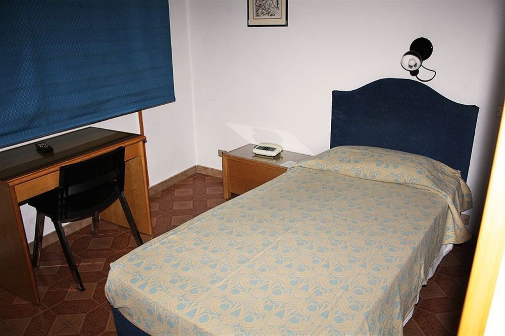 Hotel Barsotti Brindisi Exterior photo